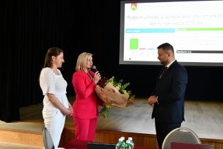 Rada Gminy w Iwkowej jednogłośnie udzieliła Wójtowi wotum zaufania i absolutorium