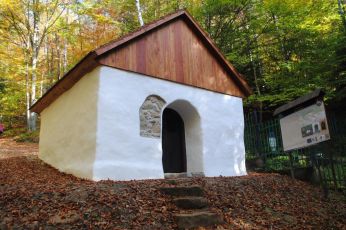 Renowacja zabytkowej kaplicy-pustelni p.w. św. Urbana w Iwkowej wraz z zagospodarowaniem terenu